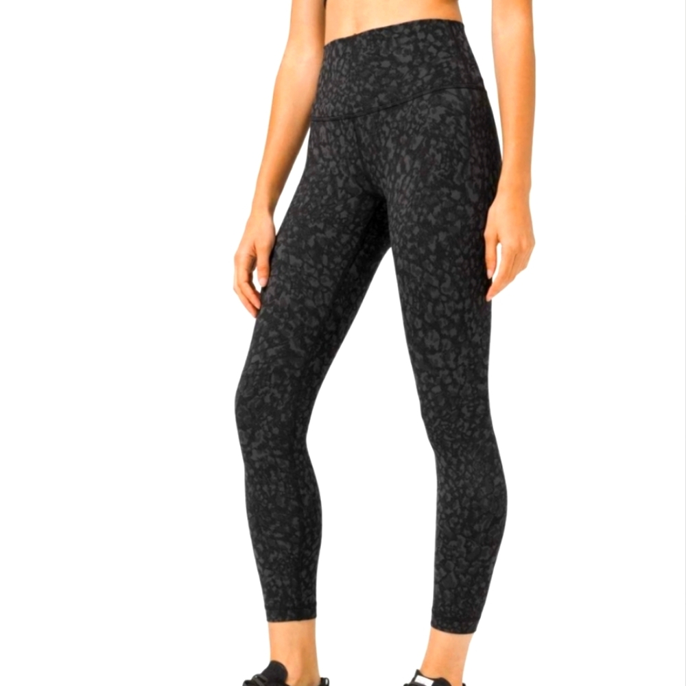Lululemon Wunder Under Wild Thing